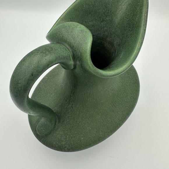 HAMPSHIRE Pottery Arts & Crafts Style 6" Pitcher Smooth Matte Green Glaze - Picture 9 of 16